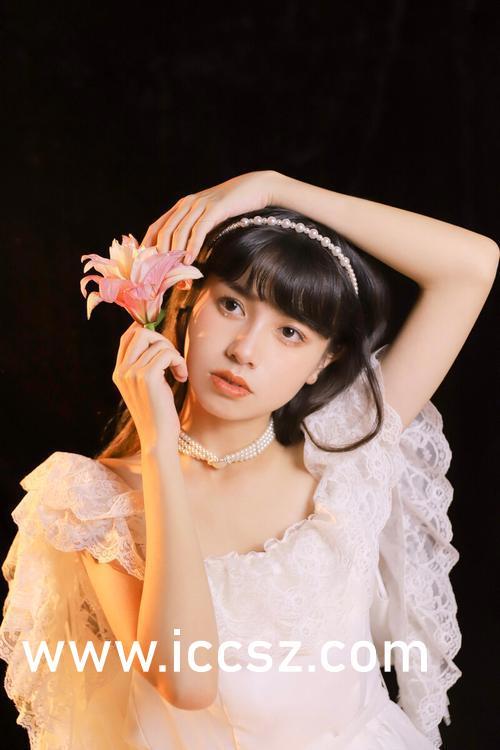 爆料网吃瓜黑料反差入口 探花美女哭了,网曝黑料背后的真实故事